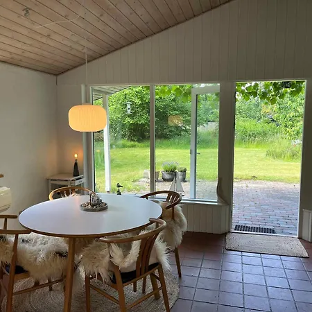 Ferienhaus Schönes Sommerhaus, Nähe Des Besten Strandes